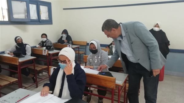 طلاب الصف الأول 