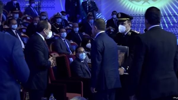 إهداء وزير الداخلية