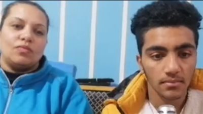 بث مباشر| اعتداء شخص على شاب بسبب الدفاع عن جارته بالخانكة.. ووالدة الضحية: أهل المتهم بيهددونا بالقتل