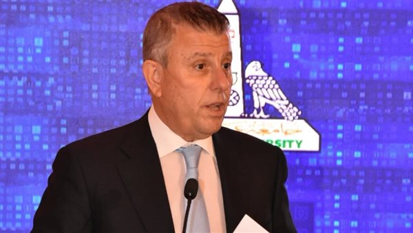 رئيس جامعة عين شمس