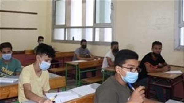 طلاب الصف الثاني