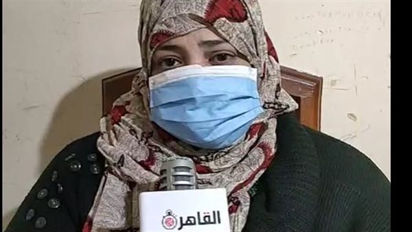 والدة الطفل