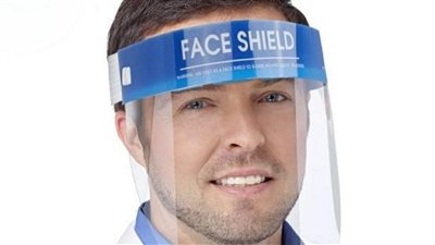 نظارات واقية ودرع للوجه.. خبير مناعة يقدم نصائح لمنع انتقال كورونا بالأعين 