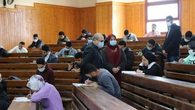 رئيس جامعة الدلتا التكنولوجية يواصل متابعة سير اختبارات الفصل الدراسي الأول