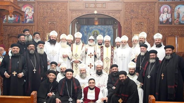 رسامة كاهنان وإيبدياكون