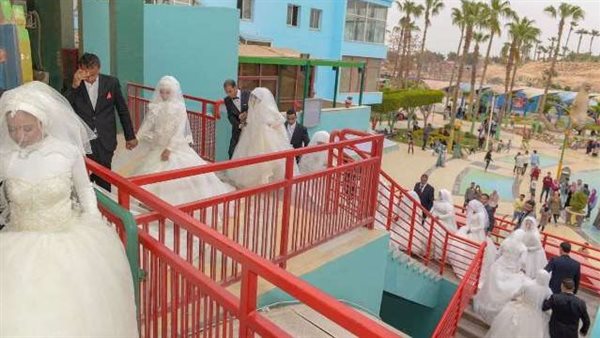 توزيج فتيات يتيمات