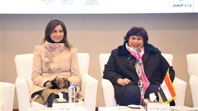 على هامش معرض الكتاب.. وزيرتا الهجرة والثقافة تشهدان إطلاق مؤتمر الترجمة عن العربية جسر الحضارة