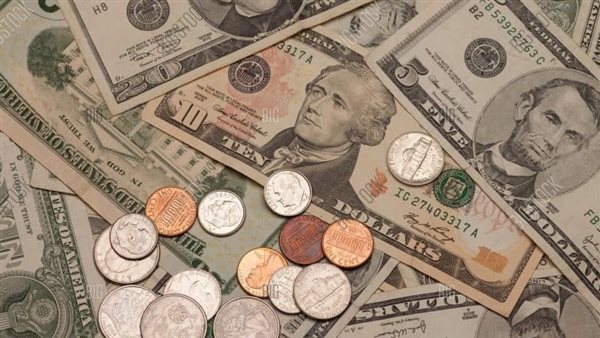 عملات نقدية مزورة