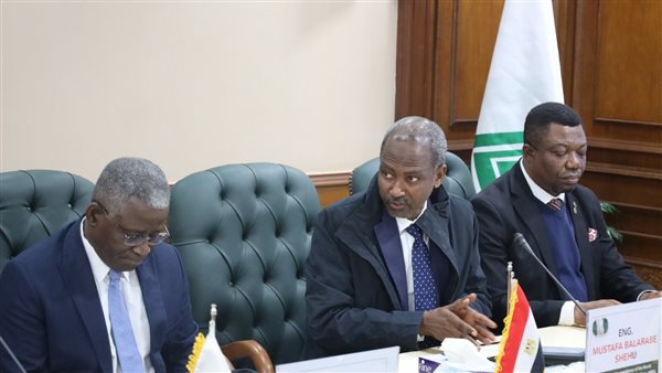 جانب من التوقيع البروتوكول