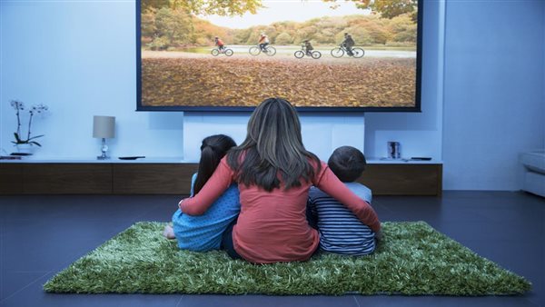 مشاهدة التلفاز