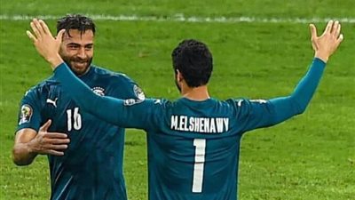 والد محمد الشناوي: أشجع أبو جبل حاليا.. ونجلي سيلحق بالأهلي في الإمارات