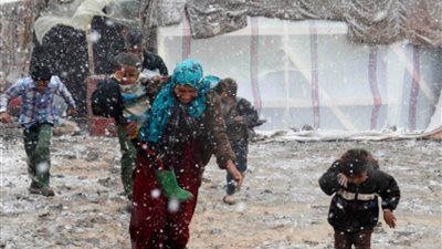 دعاء البرد الشديد للفقراء.. اللهم هون على عبادك المستضعفين