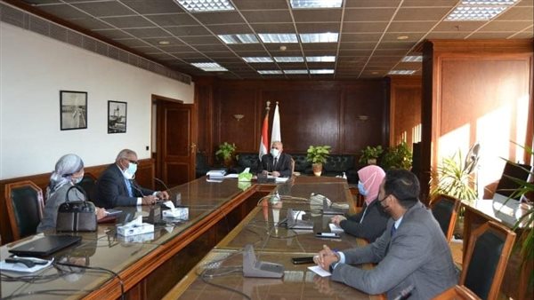 اجتماع وزير الري