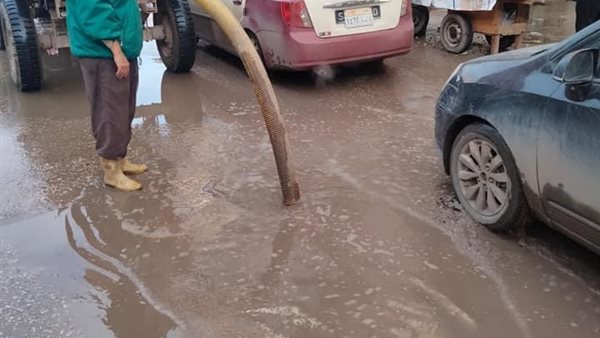 جانب من شفط مياه