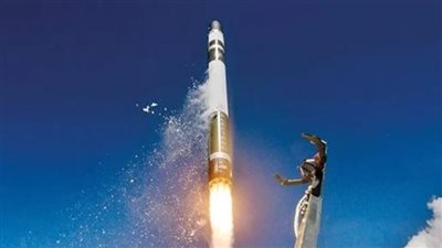 صاروخ فالكون 9 التائه يصطدم بالقمر غدًا.. ومراقبة لحظية لمعرفة تأثير السقوط