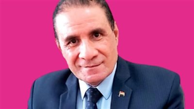 ظريف حسين يشارك في معرض الكتاب بثلاث إصدارات