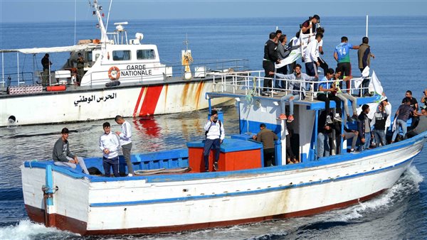 غرق مركب هجرة غير