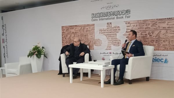 جانب من الندوة