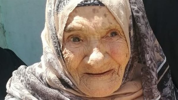 الحاجة فهيمة أكبر