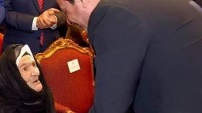 بث مباشر| السيسي وصفها بسيدة مصر الأولى.. أحد أقارب الحاجة فهيمة بعد وفاتها: قضت حياتها في خدمة أولادها