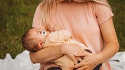 بسبب مرض ابنها النادر..أم أمريكية تؤسس شركة لعلاج الأمراض النادرة|صور