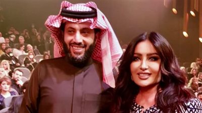 لطيفة بعد حضورها حفل joy awards: انتظروني في سلسلة حفلات بالسعودية 