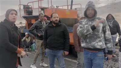 رئيس جهاز خليج السويس تتابع تنفيذ الأعمال في المنطقة الصناعية بعتاقة