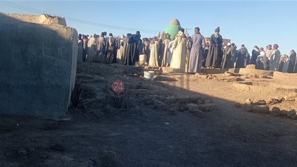 دفن ضحايا وجبة الفطير