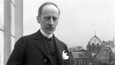 ميلاد رومان رولان ووفاة روبرت فروست.. ماذا حدث في 29 يناير؟