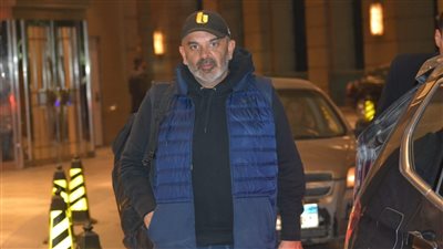 روي رانا يصل إلى القاهرة لتولي مهمة تدريب منتخب مصر لكرة السلة | صور 