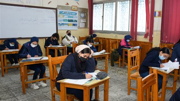 طلاب الإعدادية بالإسكندرية