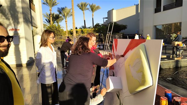 منتدى فنون شباب العالم