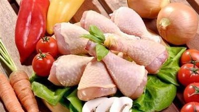 الطماطم بـ 8 جنيهات والفراخ البلدي بـ 45.. أسعار الخضراوات والدواجن في الأسواق اليوم | بث مباشر