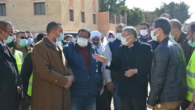 حياة كريمة تنشر صورًا لتفقد محافظ المنيا مشاريع المبادرة بقرى مركز العدوة