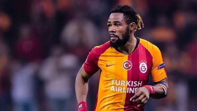 التعاون السعودي يعلن تعاقده مع مدافع جالاتا سراي التركي
