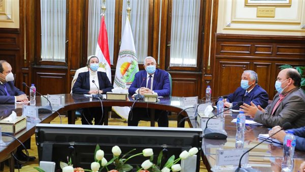 اجتماع وزيرا البيئة