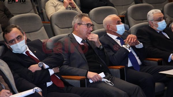 اللجنة السابقة لنادي