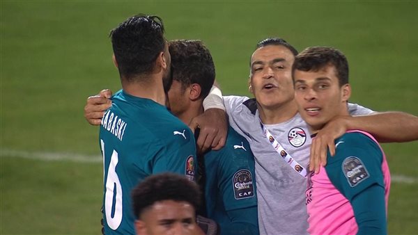 عصام الحضري وحراس