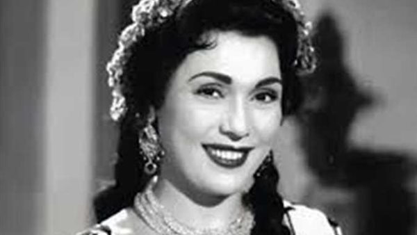 تحية كاريوكا