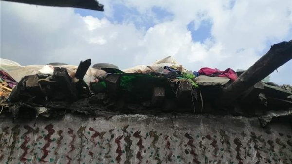 جانب من الحريق