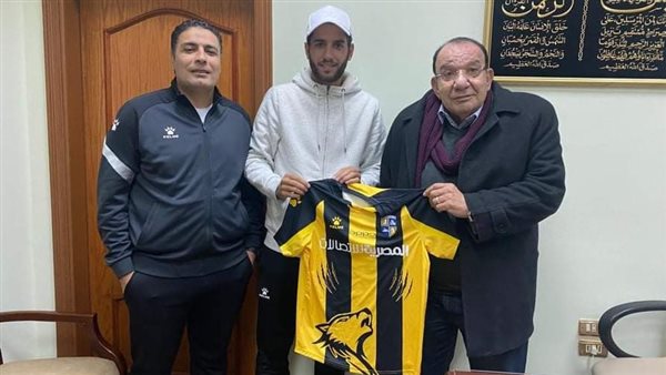 خالد عبد الرازق