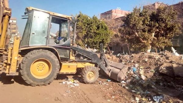 خلال عملية رفع المخلفات