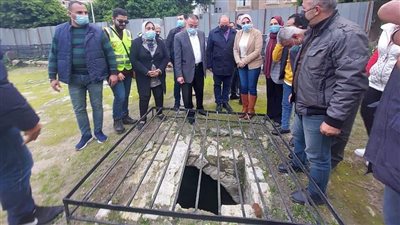 هبوط أرضي في السلطان حسين بالإسكندرية.. وسيارة تليفزيونية لمعاينة آثاره