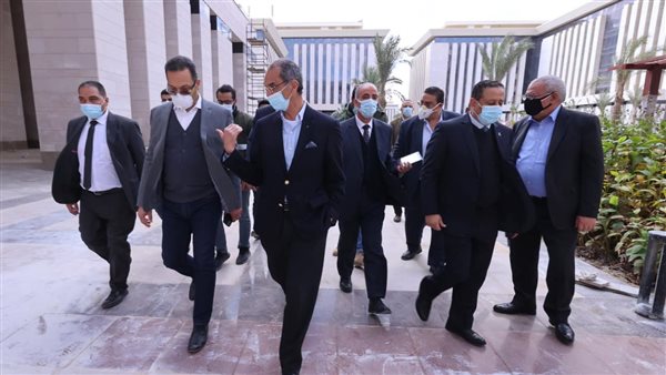 وزير الاتصالات في