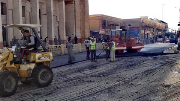 جانب من أعمال الرصف