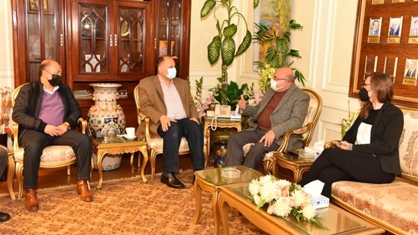 محافظ أسيوط