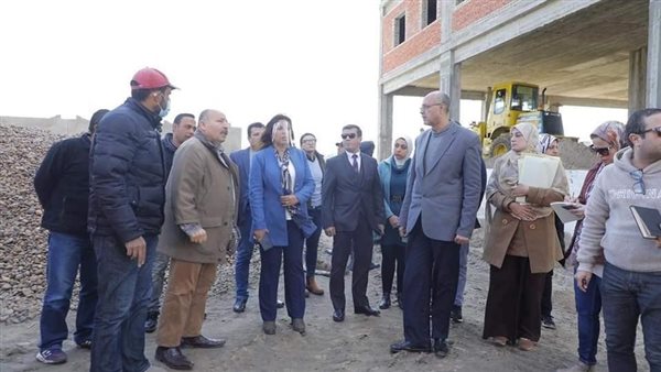 الدكتورة منال عوض