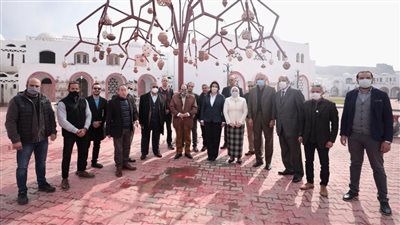 نائب وزير السياحة والآثار: قرية الفواخير تتميز بطابع فريد | صور 