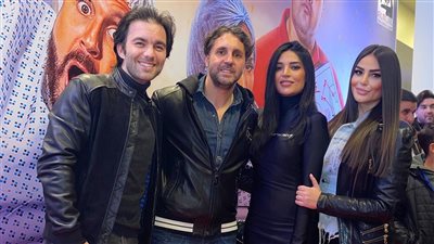 الاحتفال بـ فيلم حامل اللقب.. غياب دينا الشربيني وحضور هشام ماجد ودنيا سمير غانم |بالصور