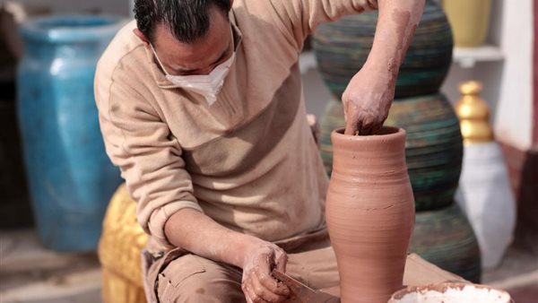 قرية الفواخير 